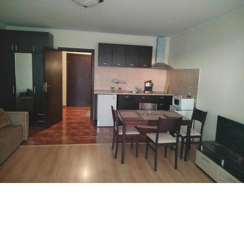 Тайната квартира - The Secret apartment
