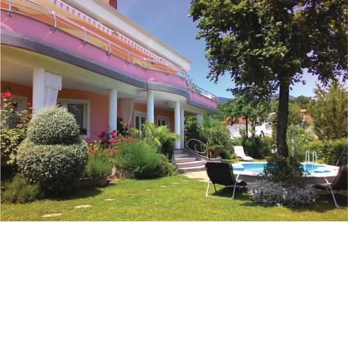 0-Bedroom Apartment in Lovran