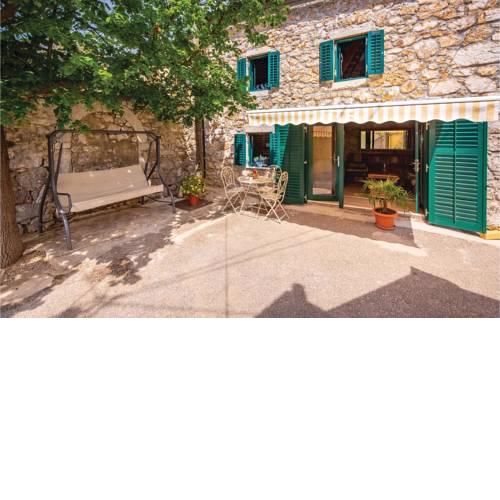 0-Bedroom Holiday Home in Drivenik