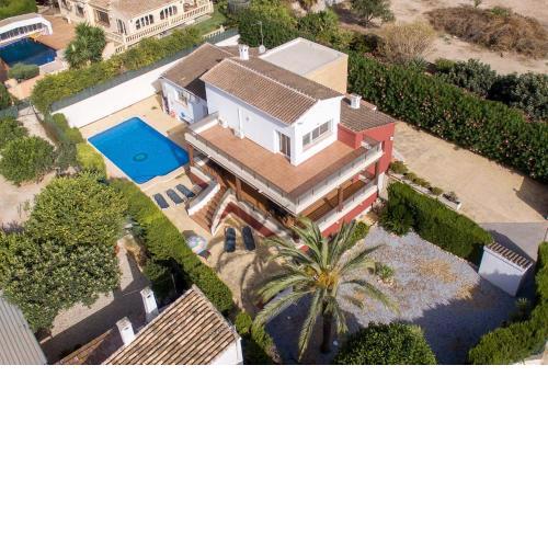 0001 Villa Mahon