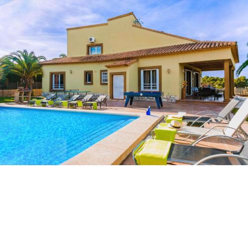 0350 Villa Elefante Tia