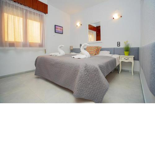 039 Nice Quiet Feelling - Aliacnte Holiday