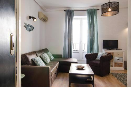1 bedroom 1 bathroom furnished - Chueca - bright in downtown area - MintyStay
