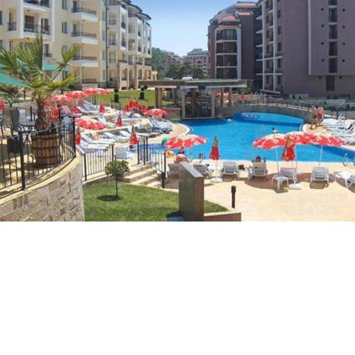 1 bedroom apartment in Sunny Beach Hills complex