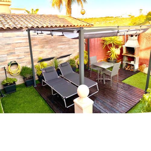 1 Casa y jardín - House & Garden -Gran Alacant Beach