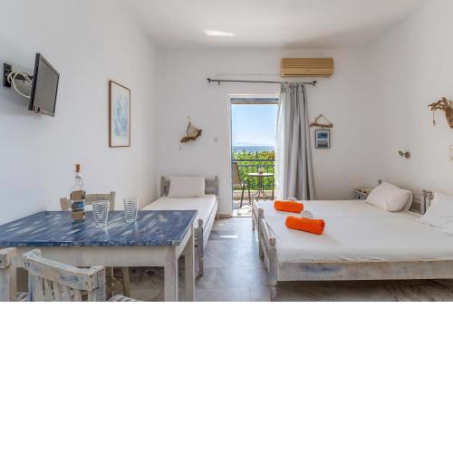 1 Kypri Seaview Perasma Studio