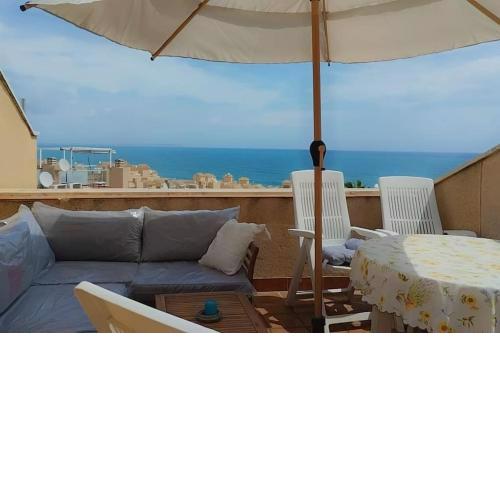 121 Casa con vistas al mar