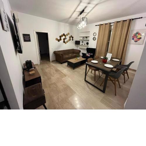 180 Home Goyeneta Luxury