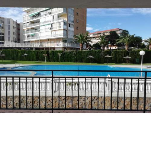 1a linea con piscina-Playa la albufereta