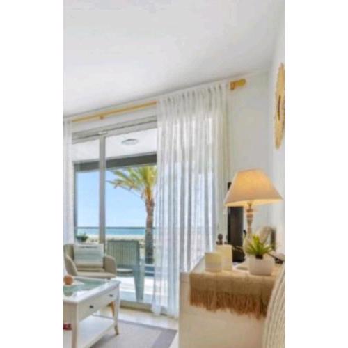 1ª LÍNEA DE PLAYA. Apartamento: LA CALMA