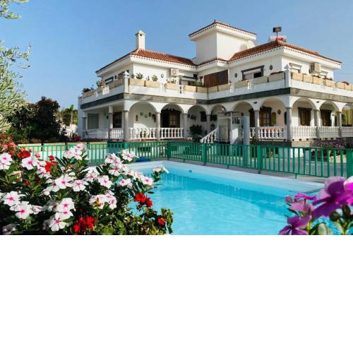 2 Apartments with private pool at Villa Diaz Aleman