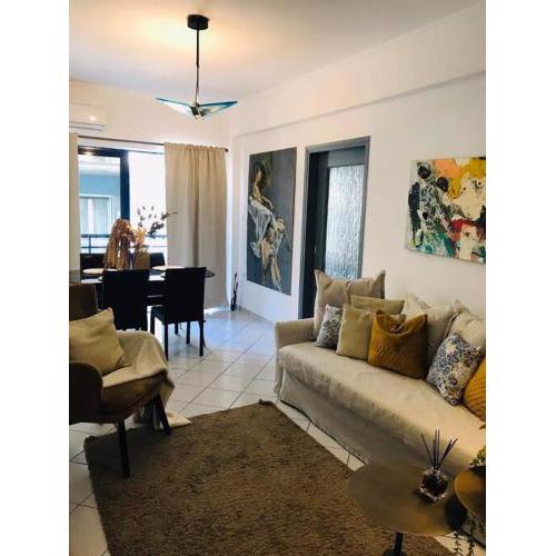2 BD Apt in KOLONAKI - 4 min away from Metro Panepistimio