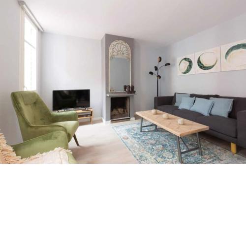 2 Bdr Penthouse In Grcia