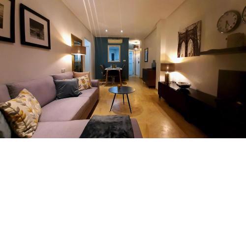 2 bed South seafront apartment