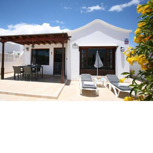 2 Bedroom 2 bathroom Villa
