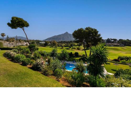 2 Bedroom Apartment, views of Aloha Golf, Puerto Banus