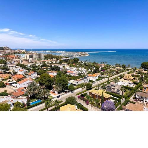 2 bedroom apartment with sea view