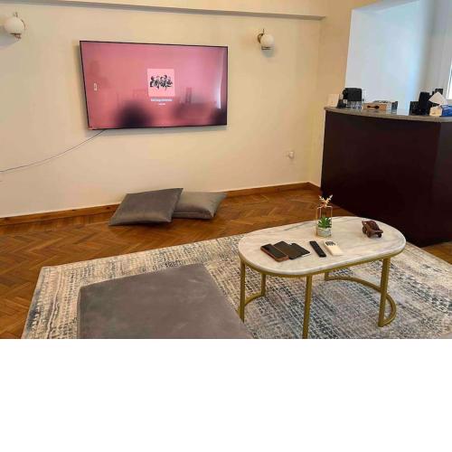 2 bedroom New Apt in New Maadi