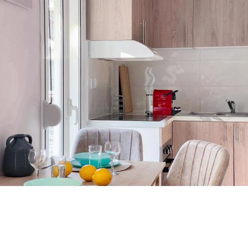 2-bedroom Summer apartment in Athens