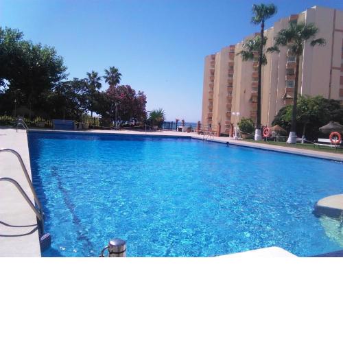 2 bedrooms appartement at Benalmadena 100 m away from the beach with sea view shared pool and enclosed garden