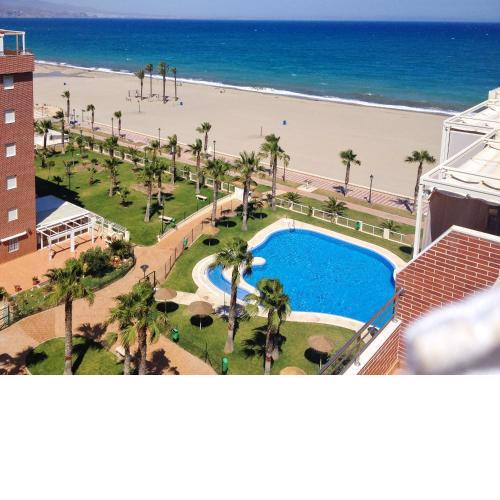 2 bedrooms appartement at Roquetas de Mar 10 m away from the beach with sea view shared pool and furnished terrace