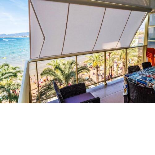 2 bedrooms appartement at Salou 10 m away from the beach with sea view furnished terrace and wifi