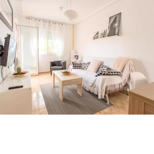 2 bedrooms appartement with city view shared pool and enclosed garden at Los Alcazares 2 km away from the beach