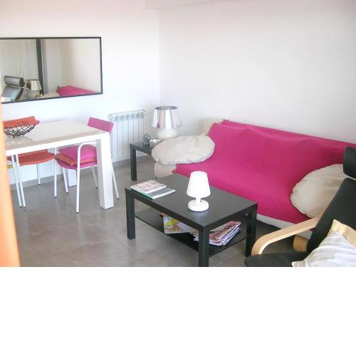 2 bedrooms appartement with sea view furnished garden and wifi at Palamos