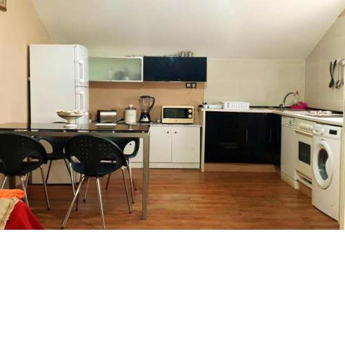 2 bedrooms appartement with terrace and wifi at Valdovino 1 km away from the beach