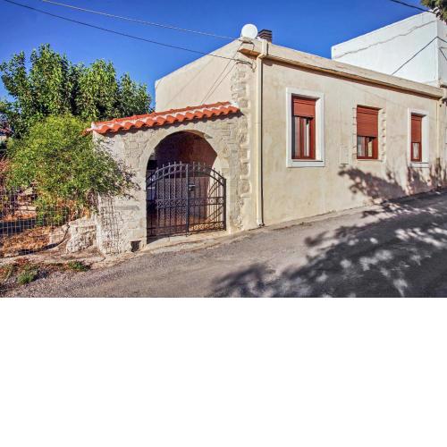 2 bedrooms house with furnished terrace at Georgioupoli 3 km away from the beach