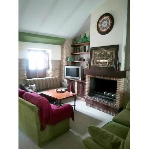 2 bedrooms property with shared pool enclosed garden and wifi at Ubeda
