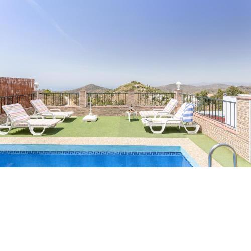 2 bedrooms villa with sea view private pool and enclosed garden at Competa