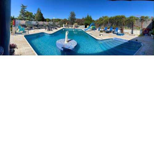 2 bedrooms villa with shared pool enclosed garden and wifi at Turis