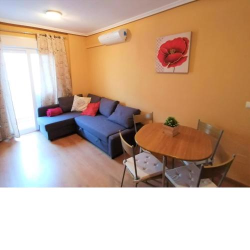 2-bedrooom apartment La Loma 5 min to the beach