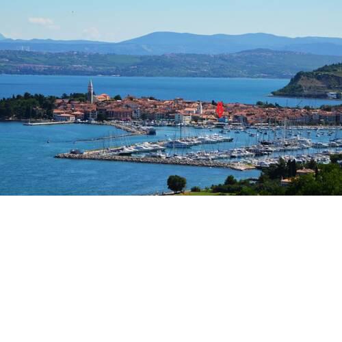 2 min do plaže-trgovina,slastičarna (50m)