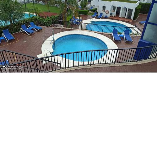 2 Paradise of Benalmádena Residencial Los Patos II a 300 metros de la playa y supermercados, wifi gratis, vistas a la montaña