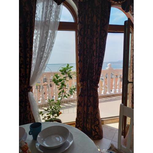 2 Rooms Apartament with sea and mountains views