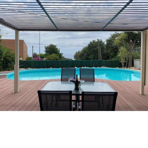 2 ROOMS with bath in this nice house, POOL, seaview