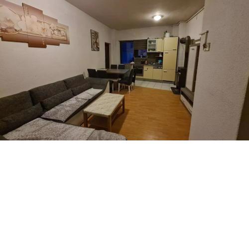 2 Zimmer Wohnung in Gloggnitz