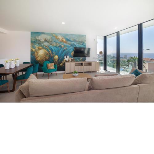200m NEW A Villa with private, heated pool and amazing ocean view