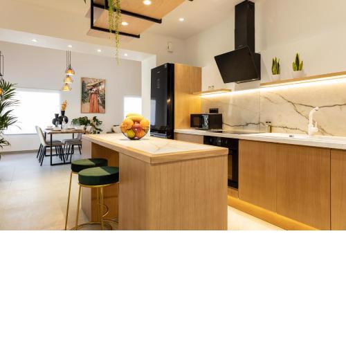 2023 New Luxury Home near the Beach! - Casa Dionysia