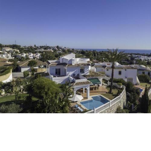 20787 - SPACIOUS VILLA