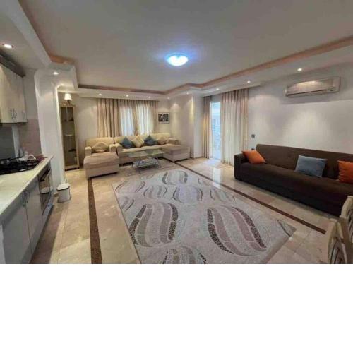2+1 room with pool and 30s to beach