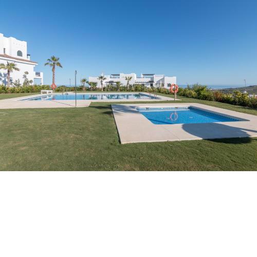 2186-Luxury sea view penthouse in Casares Costa