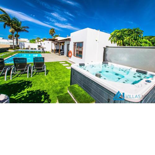 222 - Villa Noches De Luna by Villas Now Ltd