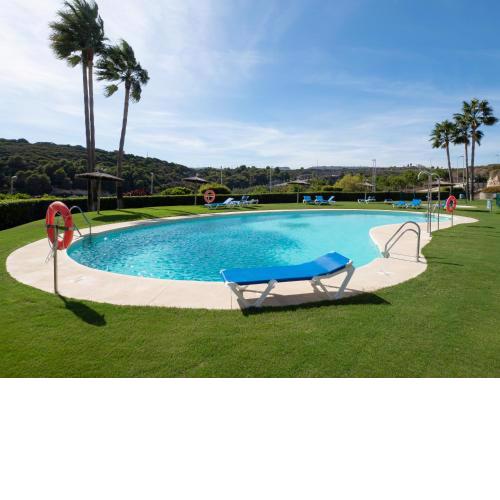 2297 Superb 2 bedrooms with seaview