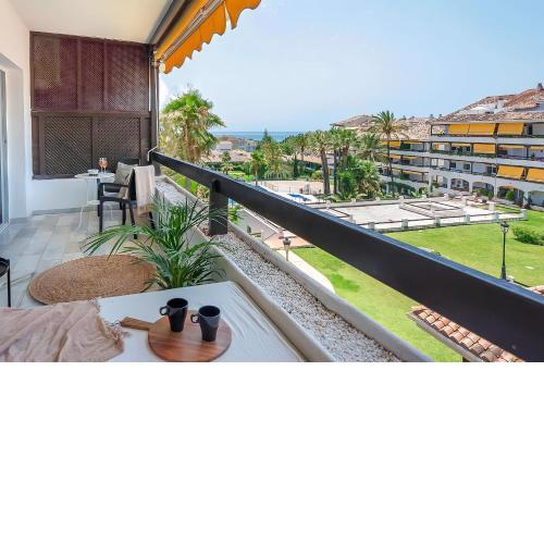 2BDR apartment with Sea View in Golden Mile, Marbella