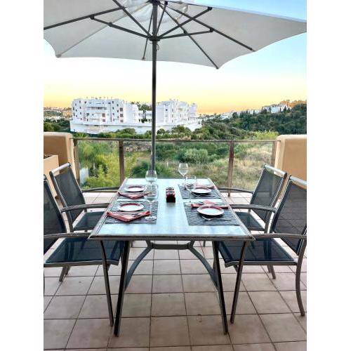 2Bed luxury apartment with sea view