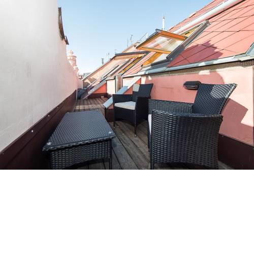 2bedroom attic loft with private terrace