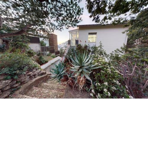 2GIR - Sea view and garden apartment